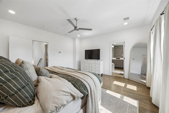 5734 Oram Street 102, Dallas, TX 75206
