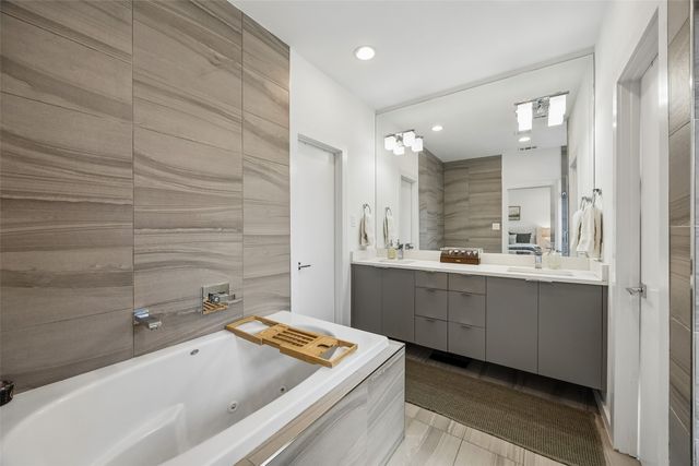 5734 Oram Street 102, Dallas, TX 75206