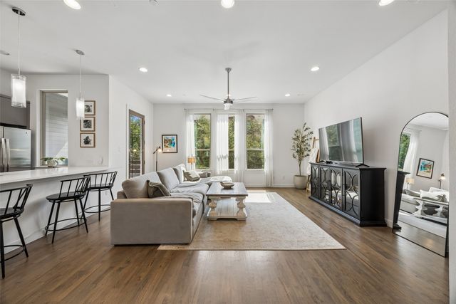 5734 Oram Street 102, Dallas, TX 75206