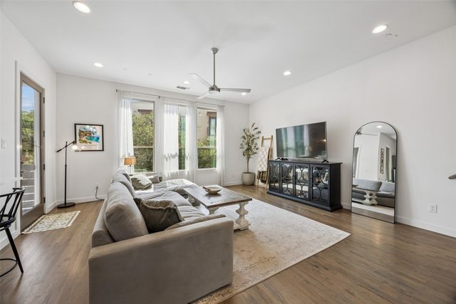 5734 Oram Street 102, Dallas, TX 75206