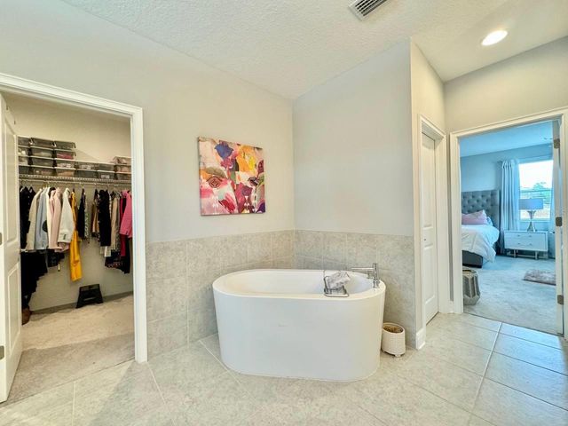 816 W ADALEE STREET, Tampa, FL 33603