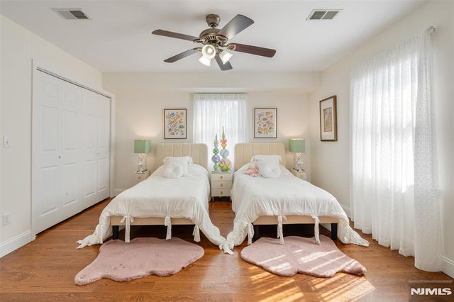 8 Dean, Rutherford, NJ 07070