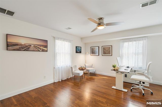 8 Dean, Rutherford, NJ 07070