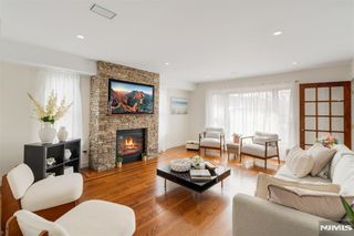 8 Dean, Rutherford, NJ 07070