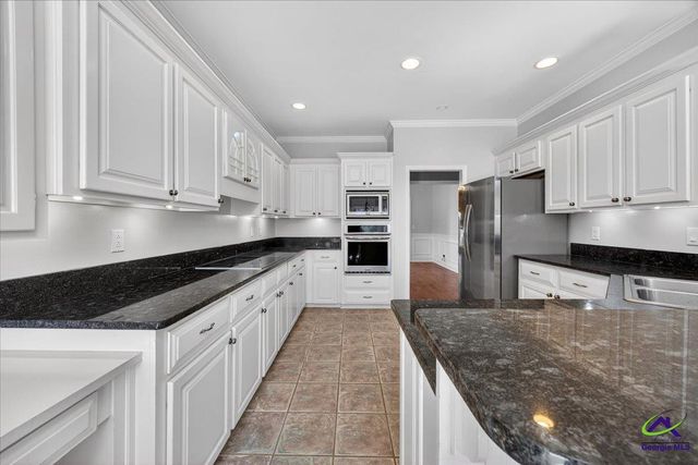 212 Falcon Crest, Warner Robins, GA 31088