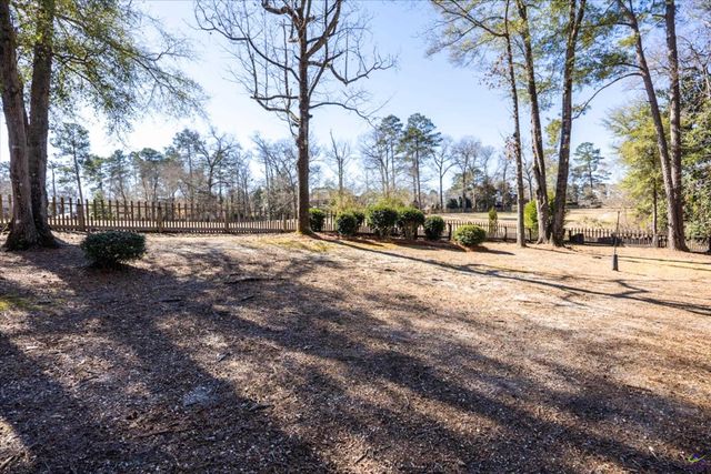 212 Falcon Crest, Warner Robins, GA 31088