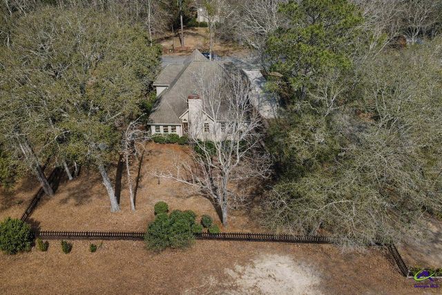 212 Falcon Crest, Warner Robins, GA 31088