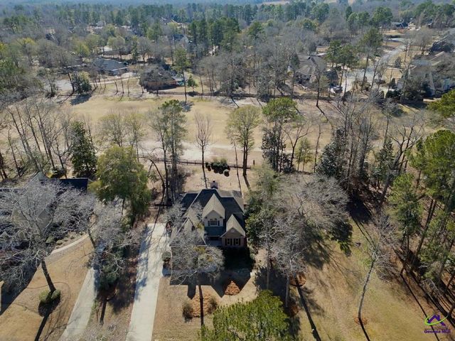 212 Falcon Crest, Warner Robins, GA 31088