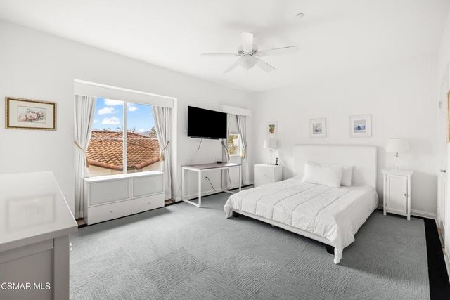 493 Country Club Drive 228, Simi Valley, CA 93065
