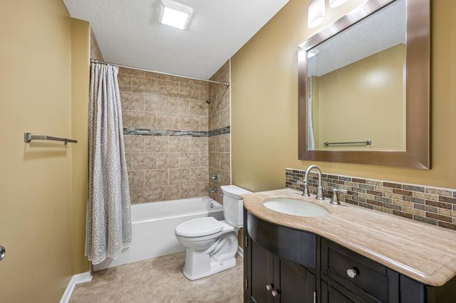 22478 Quincy Street NE, East Bethel, MN 55011
