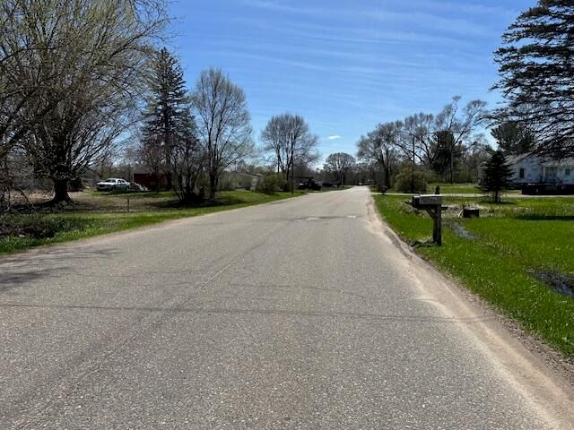 271 Mclaren Lake Road, Hesperia, MI 49421