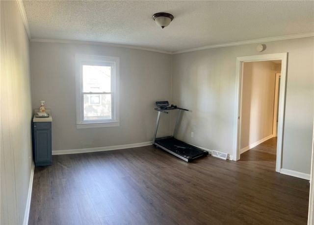 301 Edgewood Avenue, Belton, SC 29627
