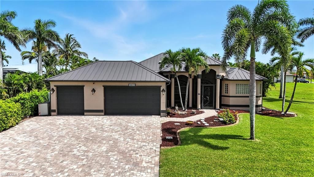3605 Yucatan PKWY, Cape Coral, FL 33993