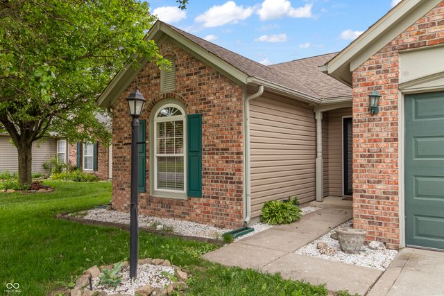 164 Meadow Glen Drive, Avon, IN 46123