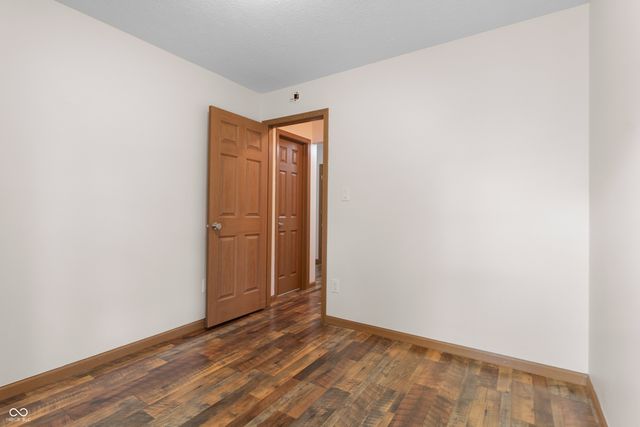 164 Meadow Glen Drive, Avon, IN 46123
