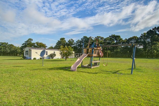 1130 Betaw Road, Saint Stephen, SC 29479