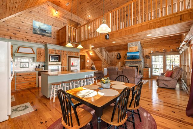 2185 Lake Marion Shores Road, Summerton, SC 29148