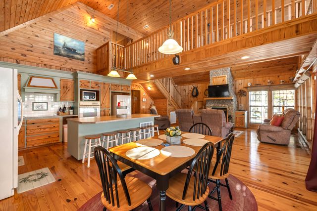 2185 Lake Marion Shores Road, Summerton, SC 29148