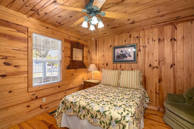 2185 Lake Marion Shores Road, Summerton, SC 29148