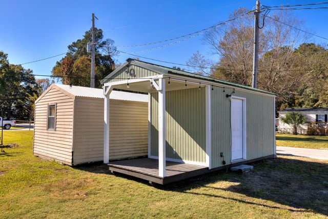 2185 Lake Marion Shores Road, Summerton, SC 29148