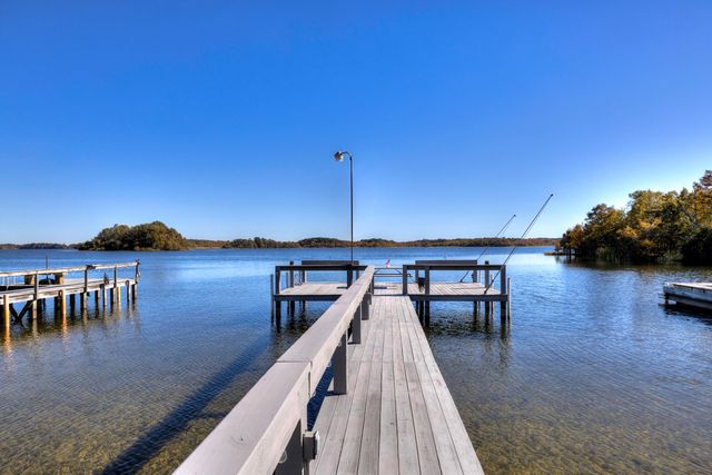 2185 Lake Marion Shores Road, Summerton, SC 29148