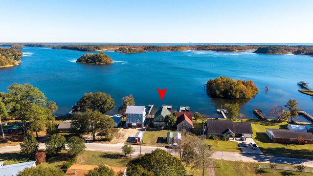 2185 Lake Marion Shores Road, Summerton, SC 29148