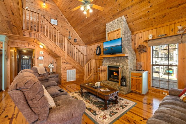 2185 Lake Marion Shores Road, Summerton, SC 29148