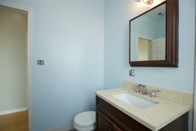 2537 N KILDARE Avenue 3, Chicago, IL 60639