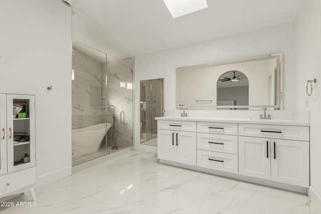 987 E DIVOT Drive, Tempe, AZ 85283