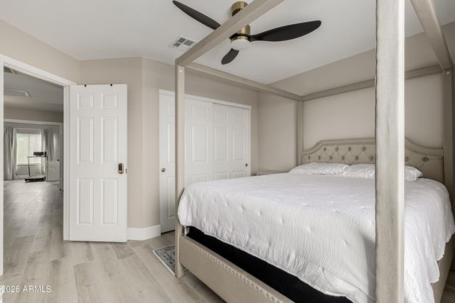 987 E DIVOT Drive, Tempe, AZ 85283