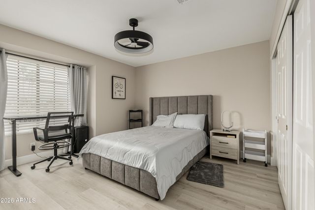 987 E DIVOT Drive, Tempe, AZ 85283