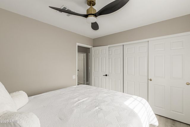 987 E DIVOT Drive, Tempe, AZ 85283