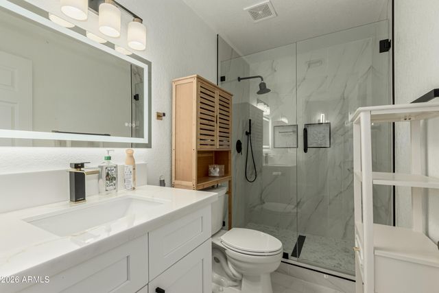 987 E DIVOT Drive, Tempe, AZ 85283