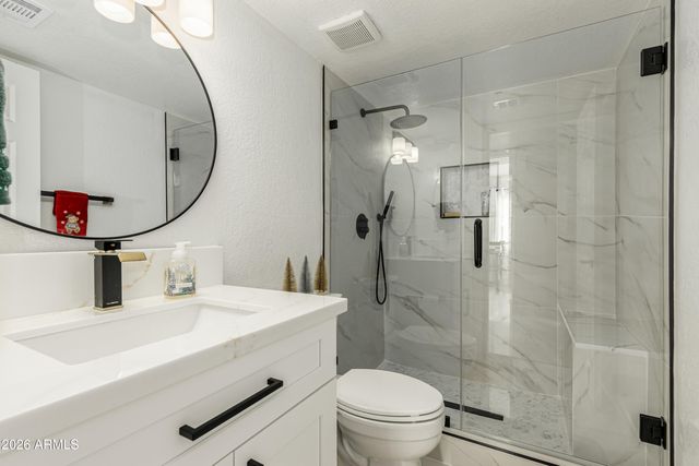 987 E DIVOT Drive, Tempe, AZ 85283