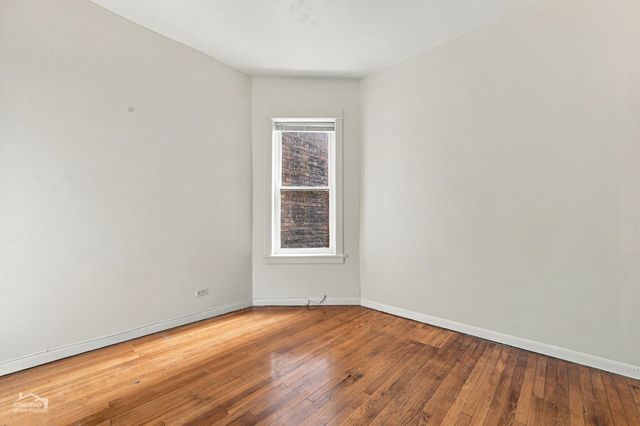 4540 N Sheridan Road 2, Chicago, IL 60640