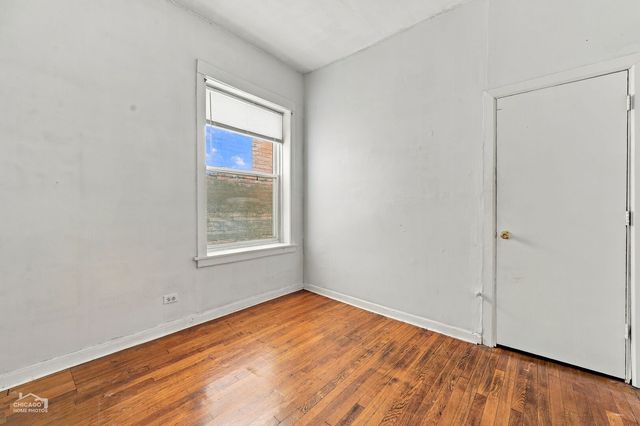 4540 N Sheridan Road 2, Chicago, IL 60640