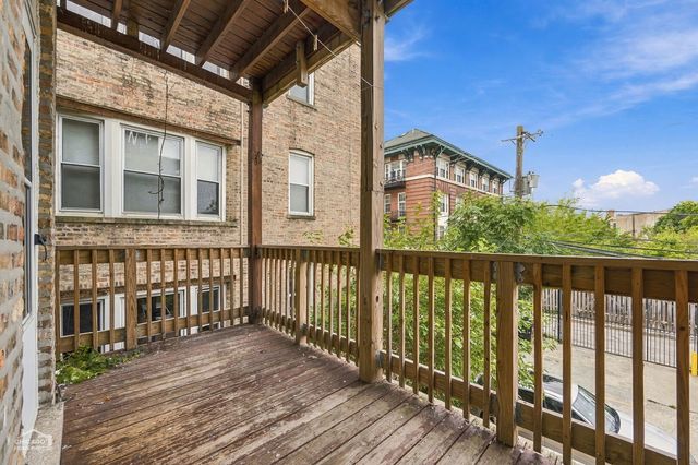 4540 N Sheridan Road 2, Chicago, IL 60640