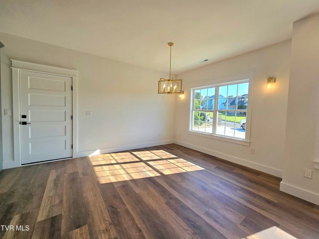 372 Wiltshire Drive, Johnson City, TN 37615