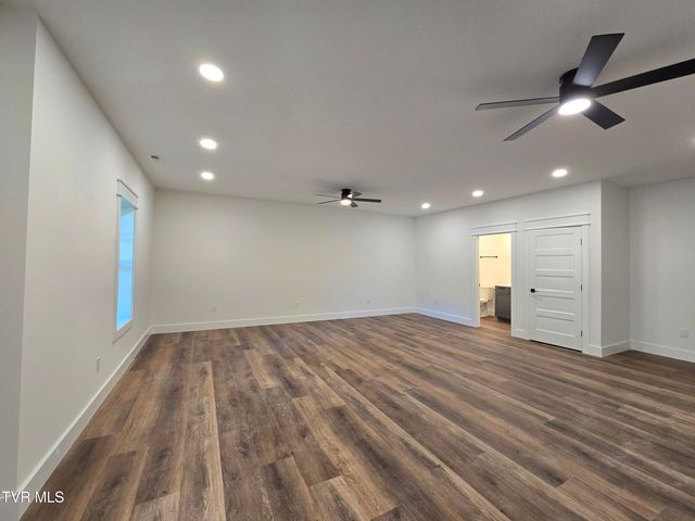 372 Wiltshire Drive, Johnson City, TN 37615