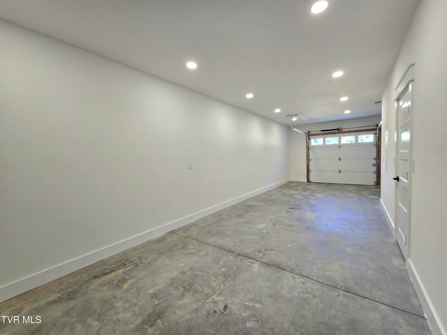 372 Wiltshire Drive, Johnson City, TN 37615