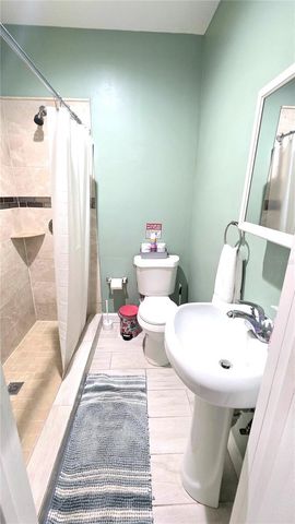 2031 4TH STREET, Sarasota, FL 34237