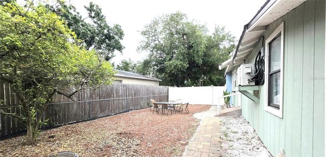 2031 4TH STREET, Sarasota, FL 34237