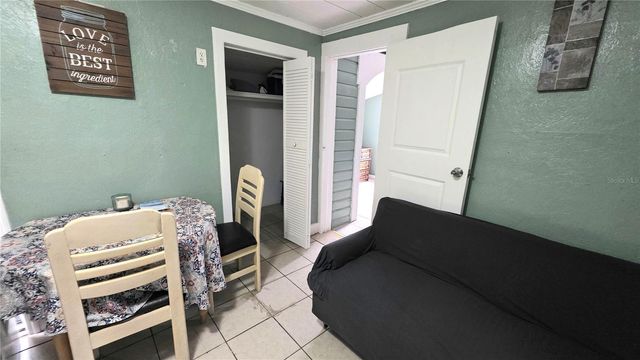 2031 4TH STREET, Sarasota, FL 34237