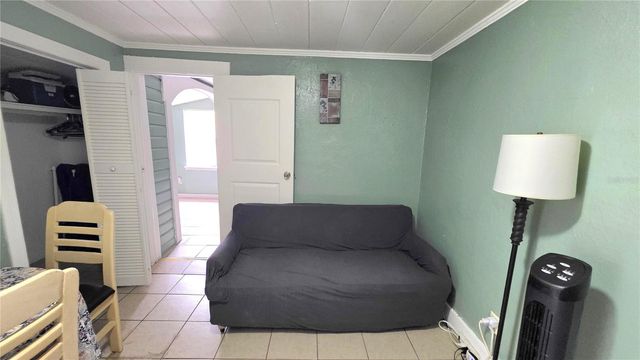2031 4TH STREET, Sarasota, FL 34237