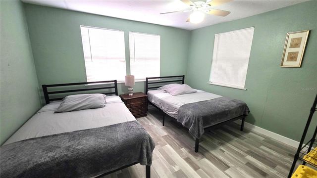 2031 4TH STREET, Sarasota, FL 34237