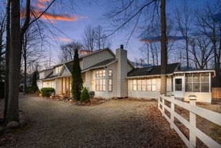 9177 Shady Lane, Chikaming Twp, MI 49116