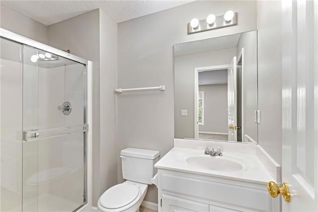 21715 W 96th Street, Lenexa, KS 66220