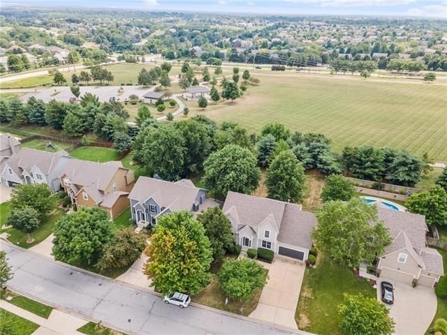 21715 W 96th Street, Lenexa, KS 66220