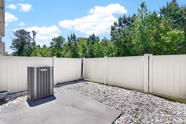 431 Sullivan Loop Road, Midway Park, NC 28544