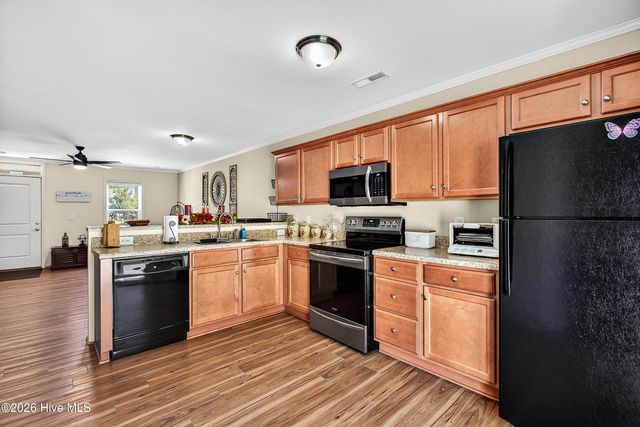 431 Sullivan Loop Road, Midway Park, NC 28544